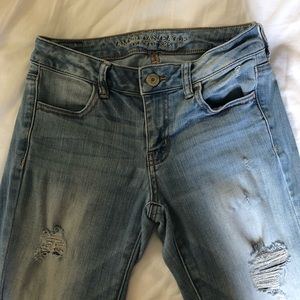American Eagle ripped jegging
